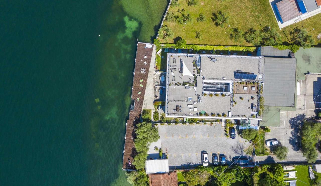Direttamente Al Lago Apartments マローネ エクステリア 写真
